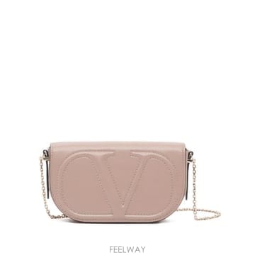 Valentino 26 FW �߷�Ƽ�� ����ٴ� ���̷ΰ� ��ũ ī����Ų ü�� �Ŀ�ġ WP0AL8ZLB TP45478062226 FW �߷�Ƽ�� ����ٴ� ���̷ΰ� ��ũ ī����Ų ü�� ��