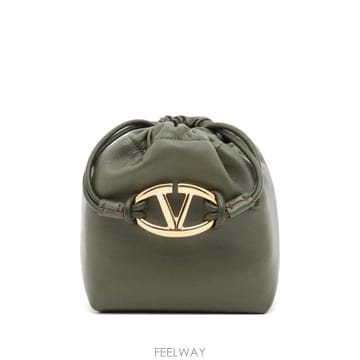 Valentino 26 FW �߷�Ƽ�� ����ٴ� ���̷ΰ� �̴� Ǫ�� ���� �Ŀ�ġ �� WP0AC3QDB TP45478060126 FW �߷�Ƽ�� ����ٴ� ���̷ΰ� �̴� Ǫ�� ���� �Ŀ�ġ