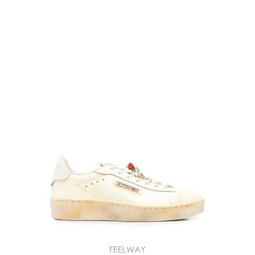 26 FW 오트리 달라스 로즈 장식 스니커즈 DVLWYH01 TP455651078