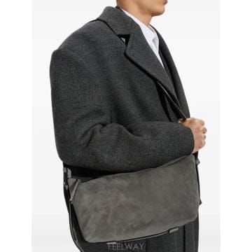 Moschino 26 FW ��Ű�� �����̵� �޽��� �� MD4702PP0PFK0 TP45968222826 FW ��Ű�� �����̵� �޽��� �� MD4702PP0PFK0 TP4596