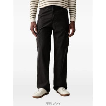 | Other Brand | 26 FW Levis straight leg cargo pants  003KQ TP45876273426 FW Levis straight leg cargo pants  003KQ TP45876273