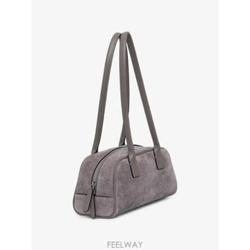26 FW 칼라거펠트 퍼포레이티드 로고 스웨이드 숄더 백 B4W303261KU TP459625946