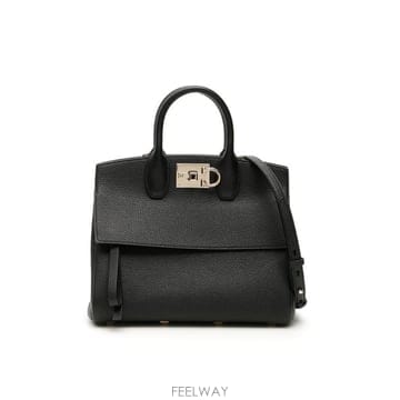 Ferragamo (�ؿܹ��) ��󰡸� ��󰡸� ��Ʃ��� ��ġ�� ���� ��Ʈ�� 21H1590718293(�ؿܹ��) ��󰡸� ��󰡸� ��Ʃ��� ��ġ�� ���� ��Ʈ