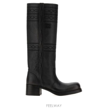 Miu Miu �δ��� MIU MIU �̿�̿� �ڼ� ���� �����δ��� MIU MIU �̿�̿� �ڼ� ���� ����