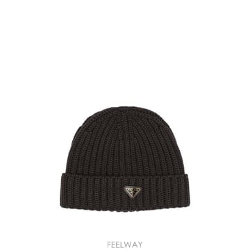 [V90]프라다 1HC3902DZLF0003 여성 모자 캡 비니 Wool beanie with logo