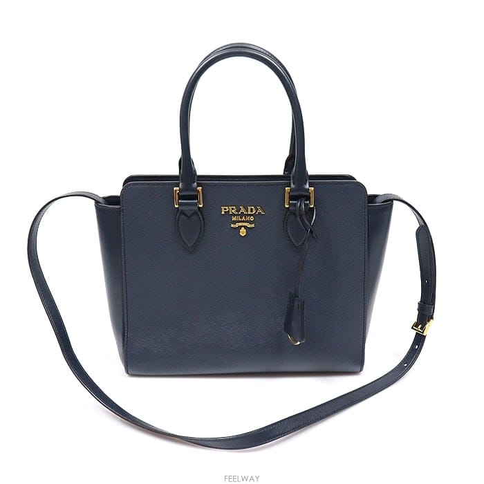 PRADA Prada(�����) 1BA113 ���̺� ���ǾƳ� ����Ʈ ī����Ų ���͸� �ΰ� 2WAYPrada(�����) 1BA113 ���̺� ���ǾƳ� ����Ʈ ī����Ų 