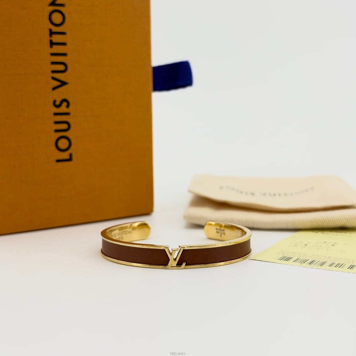 Louis Vuitton ���̺��� LV �̴ϼ� ��� ������̺��� LV �̴ϼ� ��� ����