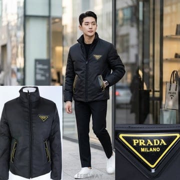 46 스탠드업 칼라 시그니처 트라이앵글 로고 블랙 패딩/재킷