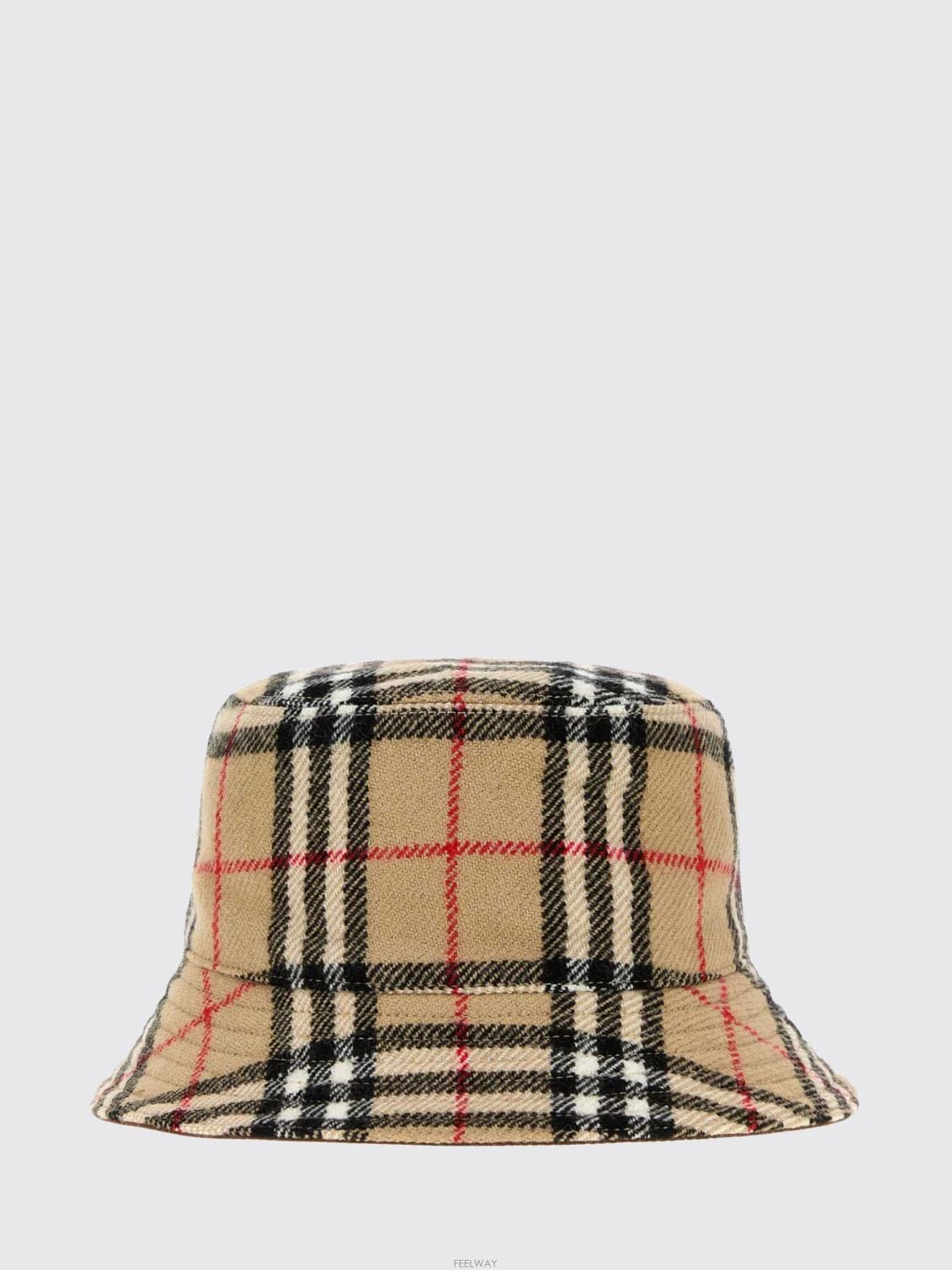 Burberry [A6] ������ 8133639 ���� ������ 8133639-022[A6] ������ 8133639 ���� ������ 8133639-022