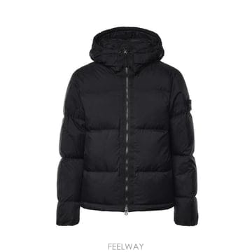 Stone Island 26FW ���� ���Ϸ��� ��Ʈ ����ž �ڵ�� ���꽺�� �к긯�� ����ó�� �ĵ� Ƽ�� ��������Ʈ �ٿ� ���� L226FW ���� ���Ϸ��� ��Ʈ ����ž �ڵ�� ���꽺�� �к�