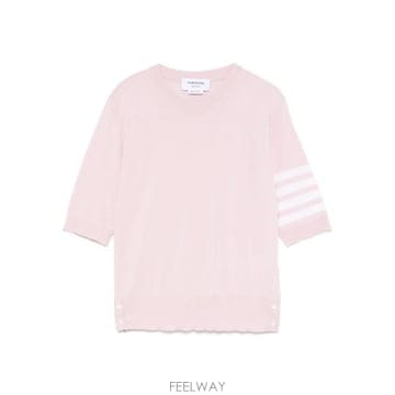 Thom Browne 26FW ����� ���� �޸��� �� 4�� Ƽ���� FKA471BY1014 LT PINK 68026FW ����� ���� �޸��� �� 4�� Ƽ���� FKA471BY1014 L