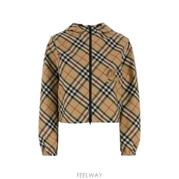 Burberry 26FW ������ ũ�� �����ú� üũ ��Ŷ 8125112 B9368 BEIGE26FW ������ ũ�� �����ú� üũ ��Ŷ 8125112 B9368 BEIG