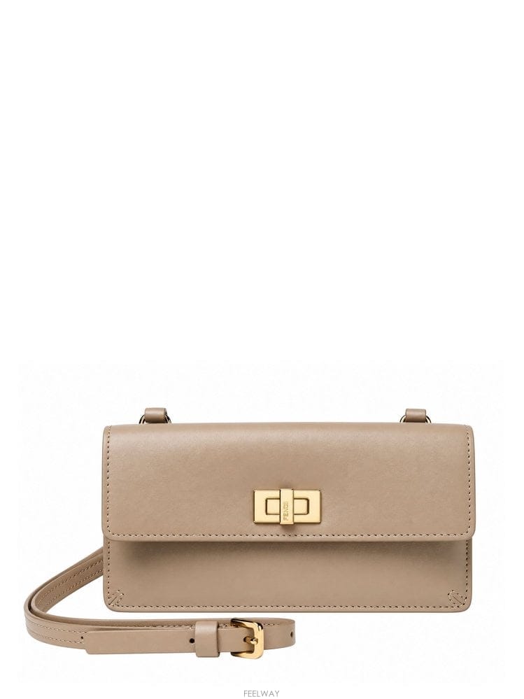 FENDI ��� ���� 8M0603B1JSF0QD3 B0192498561��� ���� 8M0603B1JSF0QD3 B0192498561