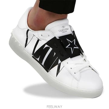 발렌티노 TY2S0830 PEX A01 로고 스니커즈