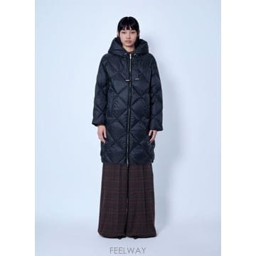 Max Mara 26 FW �������� ���� Diamond Quilted Coat 2629496085600 001 TP8782426 FW �������� ���� Diamond Quilted Coat 2629496085600