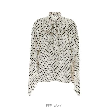 Stella McCartney 26FW ���ڶ� ��īƮ�� ����Ʈ ��ƾ ���� 6202143IS3289061 TP58220856126FW ���ڶ� ��īƮ�� ����Ʈ ��ƾ ���� 6202143IS3289061