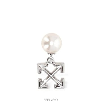 Off White 26 FW ����ȭ��Ʈ signature Arrows earring OMOD11VS26MET0017201 TP26 FW ����ȭ��Ʈ signature Arrows earring OMOD11VS26ME
