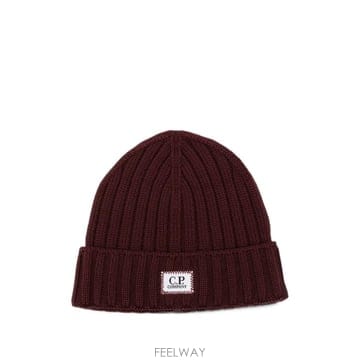 CP company 26 FW CP���۴� logo patch ribbed knit beanie hat 21CMAC738A005526 FW CP���۴� logo patch ribbed knit beanie hat 21CMA
