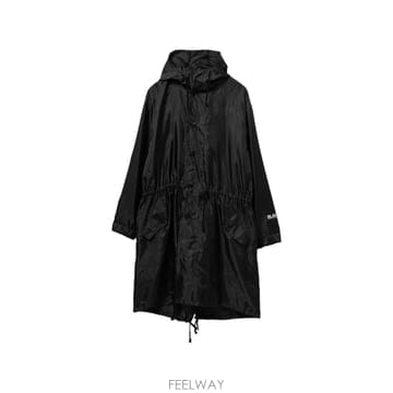 26 FW 꼼데가르송 로고 프린트 후드 코트 1QC002052 TP459792925
