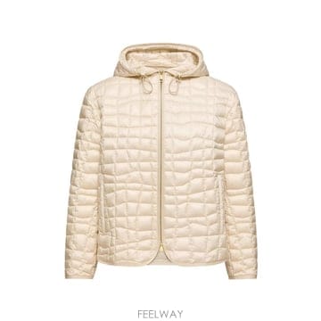 Moncler 26 FW ��Ŭ���� ���۶�Ƽ�� �е� ��Ŷ L10931A00122597YF TP45979369226 FW ��Ŭ���� ���۶�Ƽ�� �е� ��Ŷ L10931A00122597YF 