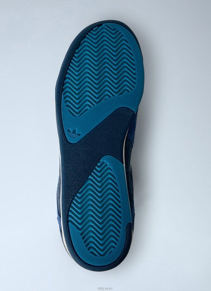 Adidas 26 F/W �Ƶ�ٽ� BADBO 10 ����Ŀ�� LB5996 B011249873426 F/W �Ƶ�ٽ� BADBO 10 ����Ŀ�� LB5996 B0112498734