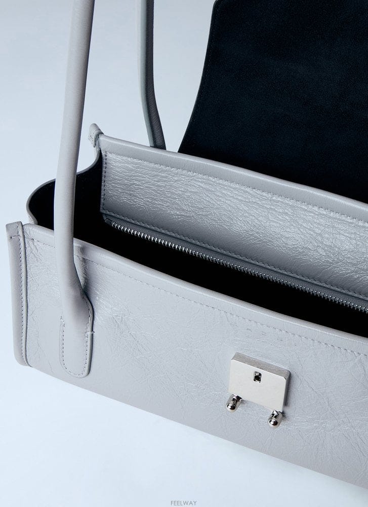 Marni 26 F/W ������ TRUNKETTE ���� ��� �� SBMP0310U B011249875926 F/W ������ TRUNKETTE ���� ��� �� SBMP0310U B011249