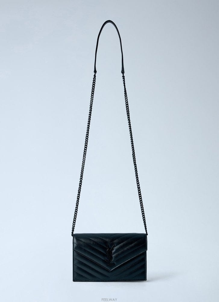Saint Laurent 26 F/W ���ζ� CASSANDRE ������ ü�� ���� �� �׷��� �� B011249876626 F/W ���ζ� CASSANDRE ������ ü�� ���� �� �׷��� �� 