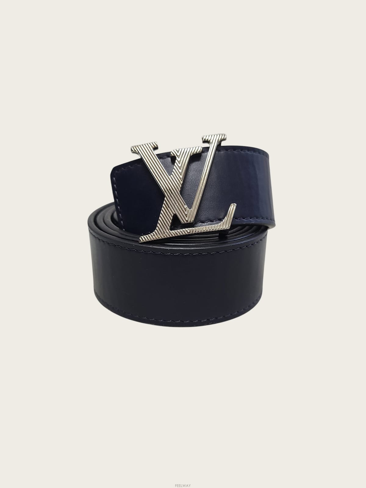 Louis Vuitton [�߰���ǰ/���̽���] 90 / ���̺��� ���̺� ���� �������� LV �̴ϼ� ��Ʈ[�߰���ǰ/���̽���] 90 / ���̺��� ���̺� ���� ��������