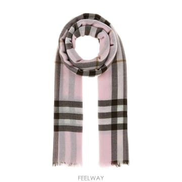 Burberry ���Ϲ�� ������ ���̵� üũ �� ��ī�����Ϲ�� ������ ���̵� üũ �� ��ī��