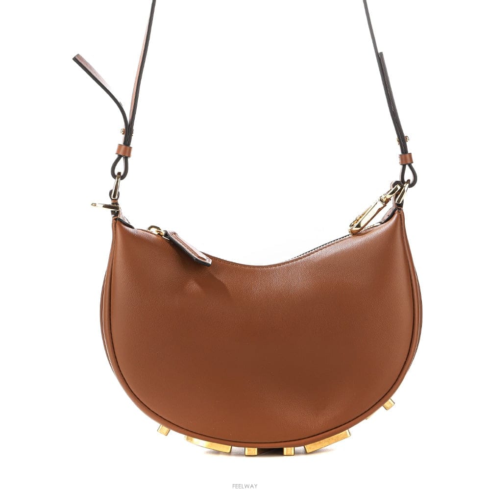 FENDI (8BS081 A5DY F1UK8) ���� ����� 26FW(8BS081 A5DY F1UK8) ���� ����� 26FW
