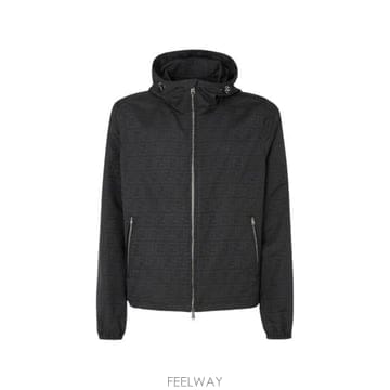FENDI 26FW ��� ��Ʈ���� AMYB FW1463 F0QA1 BLACK26FW ��� ��Ʈ���� AMYB FW1463 F0QA1 BLACK