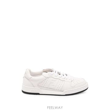 FENDI 26FW ��� ����Ŀ�� B17V 7E1971 F1XJV WHITE26FW ��� ����Ŀ�� B17V 7E1971 F1XJV WHITE