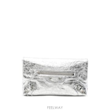 Balenciaga 26FW �߷��þư� Ŭ��ġ �Ŀ�ġ 873386 2AA9R 8122 SILVER26FW �߷��þư� Ŭ��ġ �Ŀ�ġ 873386 2AA9R 8122 SILVER