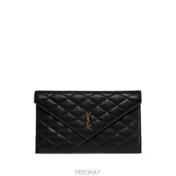 Saint Laurent 26FW ���ζ� Ŭ��ġ �Ŀ�ġ 869533 AAGOZ 1000 BLACK26FW ���ζ� Ŭ��ġ �Ŀ�ġ 869533 AAGOZ 1000 BLACK