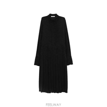 FENDI 26FW ��� ���ǽ� AME8 FDD679 F0QA1 BLACK26FW ��� ���ǽ� AME8 FDD679 F0QA1 BLACK