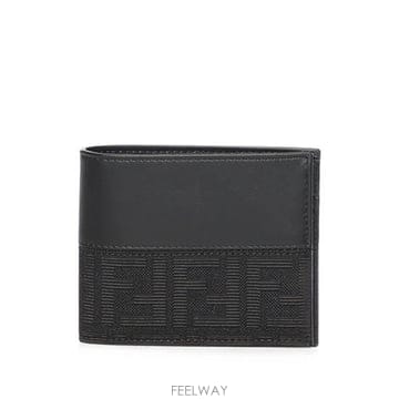 FENDI 26FW ��� �������� B139 7M0001 F0QA1 BLACK26FW ��� �������� B139 7M0001 F0QA1 BLACK