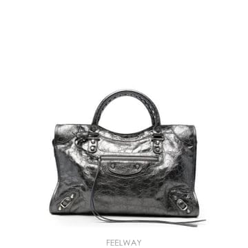 Balenciaga 26FW �߷��þư� �� ��Ƽ �� �̵�� 865760 2AB4V 1314 SILVER26FW �߷��þư� �� ��Ƽ �� �̵�� 865760 2AB4V 1314 SI