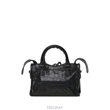 Balenciaga 26FW �߷��þư� �� ��Ƽ ���� ����Ų ž�ڵ� ��Ʈ�� 865764 2ACFH 1000 BLACK26FW �߷��þư� �� ��Ƽ ���� ����Ų ž�ڵ� ��Ʈ�� 8657