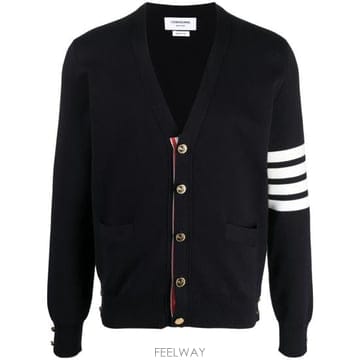Thom Browne 27SS ����� ��ư �ж�� ��Ƽġ 4�� V�� ����� MKC171A 00219 415 BLUE27SS ����� ��ư �ж�� ��Ƽġ 4�� V�� ����� MKC171