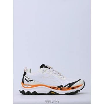 Off White 26FW ����ȭ��Ʈ ����Ŀ�� OF05800025 GREY26FW ����ȭ��Ʈ ����Ŀ�� OF05800025 GREY