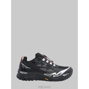 Off White 26FW ����ȭ��Ʈ ����Ŀ�� OF05800001 BLACK26FW ����ȭ��Ʈ ����Ŀ�� OF05800001 BLACK