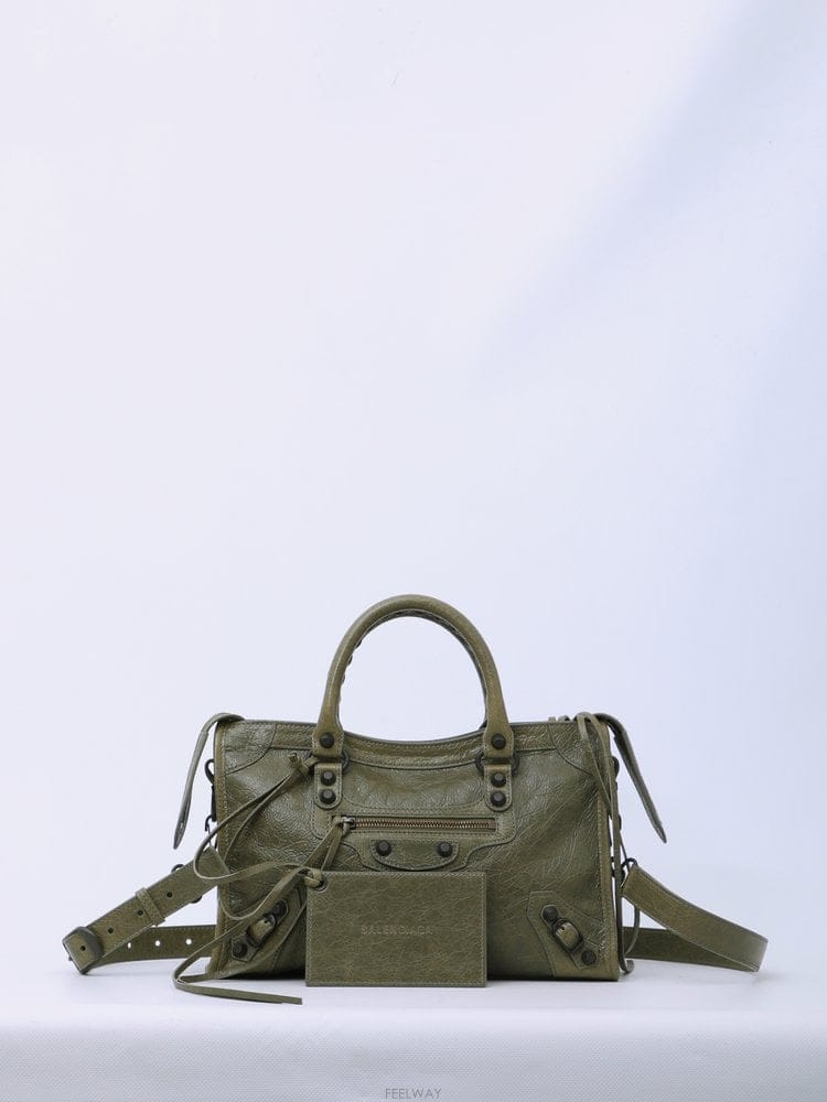 Balenciaga 26 F/W �߷��þư� ���� �� ��Ƽ �� �� �ƹ� �׸� 8657622 B002249928926 F/W �߷��þư� ���� �� ��Ƽ �� �� �ƹ� �׸� 8657622