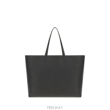 FENDI 26FW ��� �̵�� �� ��Ʈ�� 8BH444B1E7 F0RQ5 Nero26FW ��� �̵�� �� ��Ʈ�� 8BH444B1E7 F0RQ5 Nero