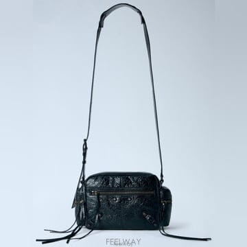 Balenciaga 26 FW �߷��þư� Le City ���� �� ��Ƽ ī�޶� ����� A006LJ 2ABEK 100026 FW �߷��þư� Le City ���� �� ��Ƽ ī�޶� ����� A0