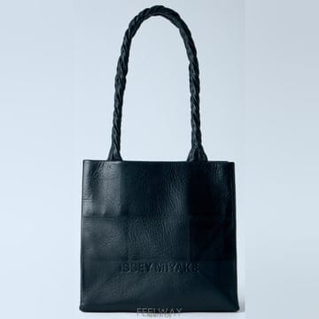 Issey Miyake 26 FW �̼��̹̾��� Paper ������ ���� ��Ʈ�� IM68AG201 1526 FW �̼��̹̾��� Paper ������ ���� ��Ʈ�� IM68AG201 