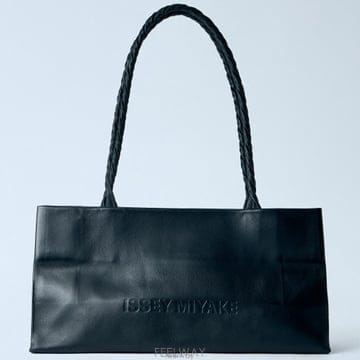 Issey Miyake 26 FW �̼��̹̾��� Paper ������ ���̵� ���� ����� IM68AG202 1526 FW �̼��̹̾��� Paper ������ ���̵� ���� ����� IM6