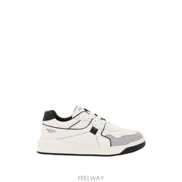 Valentino �߷�Ƽ�� ��Ƽ �÷� ���� ���� One Stud ����Ŀ�� WY2S0E71NWN0N2 TP578984343�߷�Ƽ�� ��Ƽ �÷� ���� ���� One Stud ����Ŀ�� WY2S0E7
