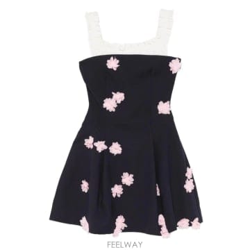 | Other Brand | 26SS ��Ƽ�� ���� ��Ƽ�� ���� �巹�� SGD2122330PINKP TP57819790426SS ��Ƽ�� ���� ��Ƽ�� ���� �巹�� SGD2122330PINKP TP