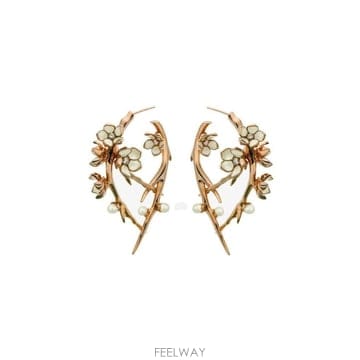 | Other Brand | Shaun Leane ���� ���� �Ͱ��� CB016RVWHEOS  TP979628732Shaun Leane ���� ���� �Ͱ��� CB016RVWHEOS  TP979628732