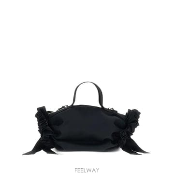 Simone Rocha 26 FW �ø� �λ� ���� ����Ʈ ���� ������ Ŭ��ġ 223B0761 TP45564292126 FW �ø� �λ� ���� ����Ʈ ���� ������ Ŭ��ġ 223B076